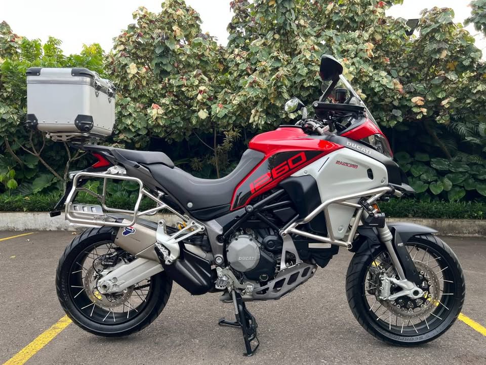 2020 Ducati Multistrada · Jarak yang sudah ditempuh 11.000 kilometer