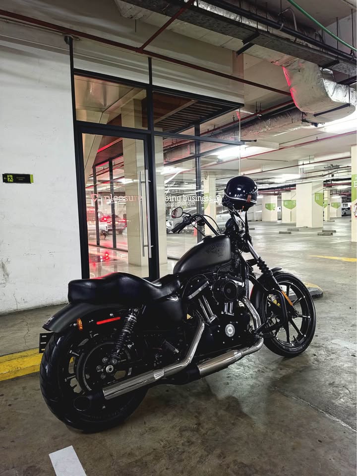 Harley Davidson Sportster Iron 883 2016