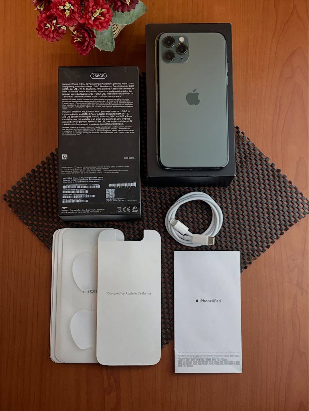 iPhone 11 Pro ( Midnight Green) Resmi iBox