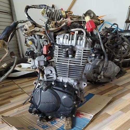Sparepart & Mesin Motor Copotan Original – Kondisi Hidup Mulus Bossku!