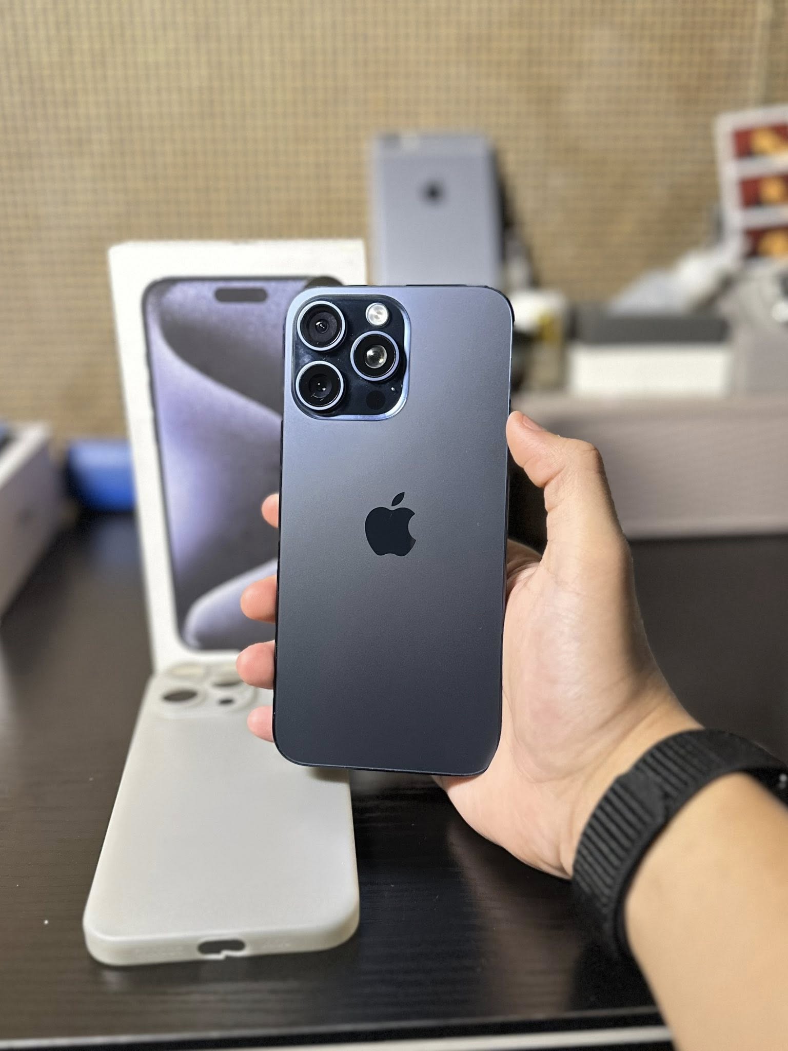 JUAL SATSET AJA! iPhone 15 Pro Max 256GB Resmi iBox PA/A🔥