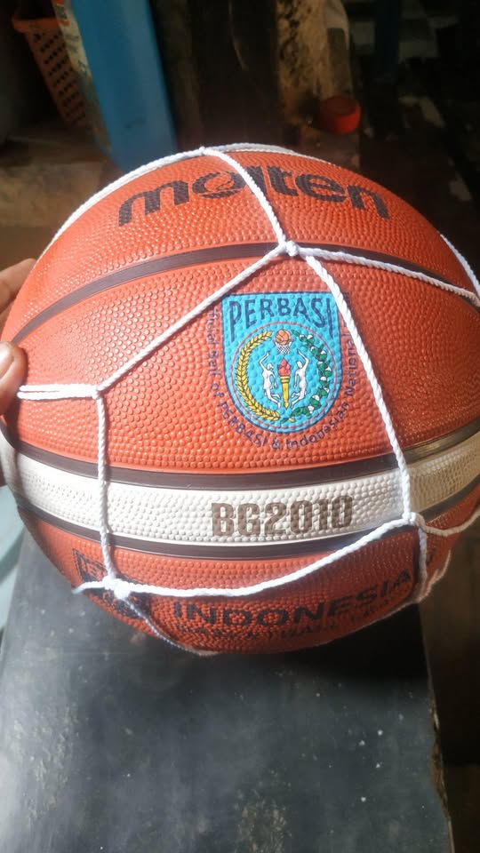 DIJUAL BOLA BASKET MOLTEN ORIGINAL – KONDISI BARU, BELUM PERNAH DIPAKAI