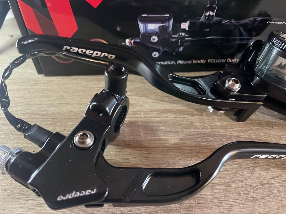 Master Rem Original RACEPRO 14 MM – Fullset Baru, Siap Gaspol Presisi! 🔥