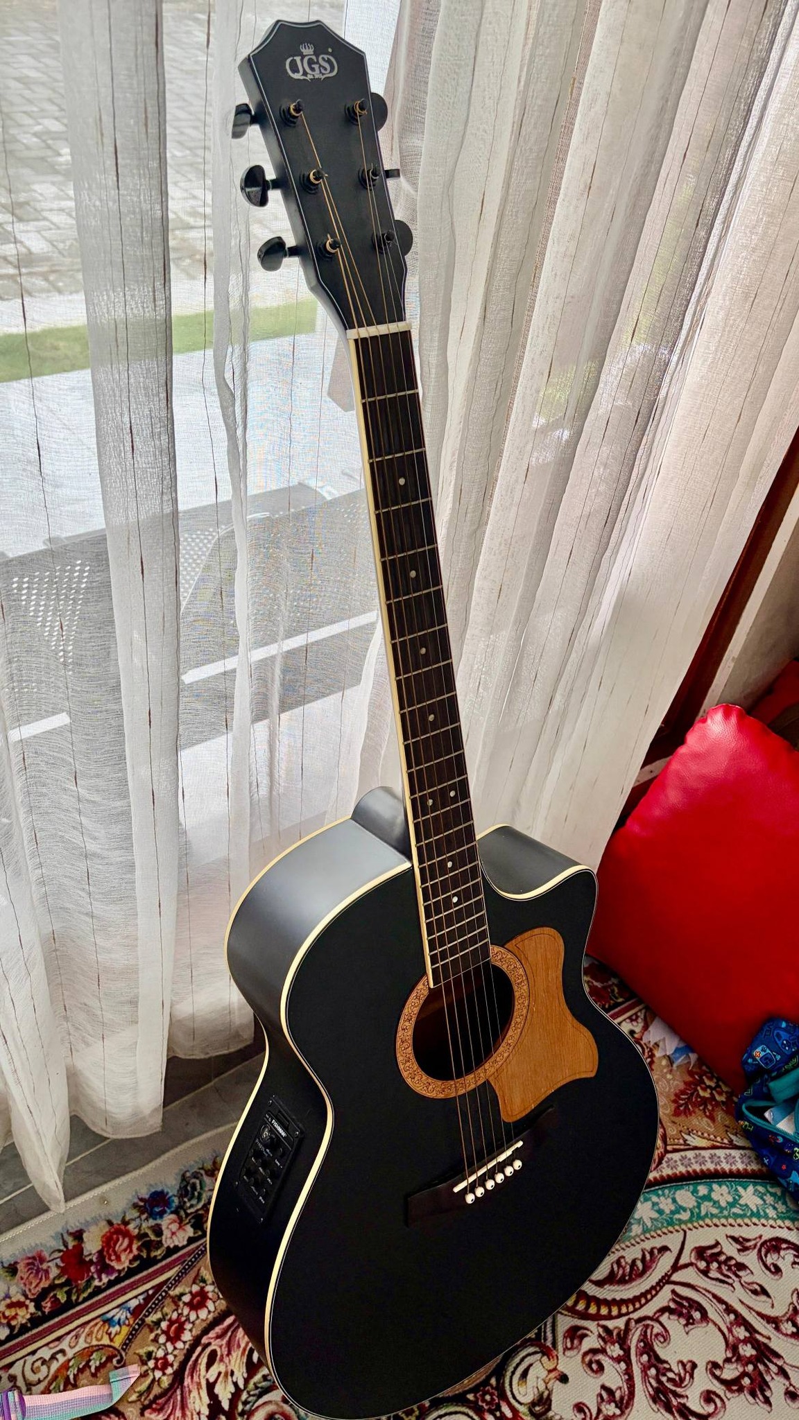 Dijual Gitar Akustik Elektrik JGS TR-1 – Mulus, Sound Mantap🎸