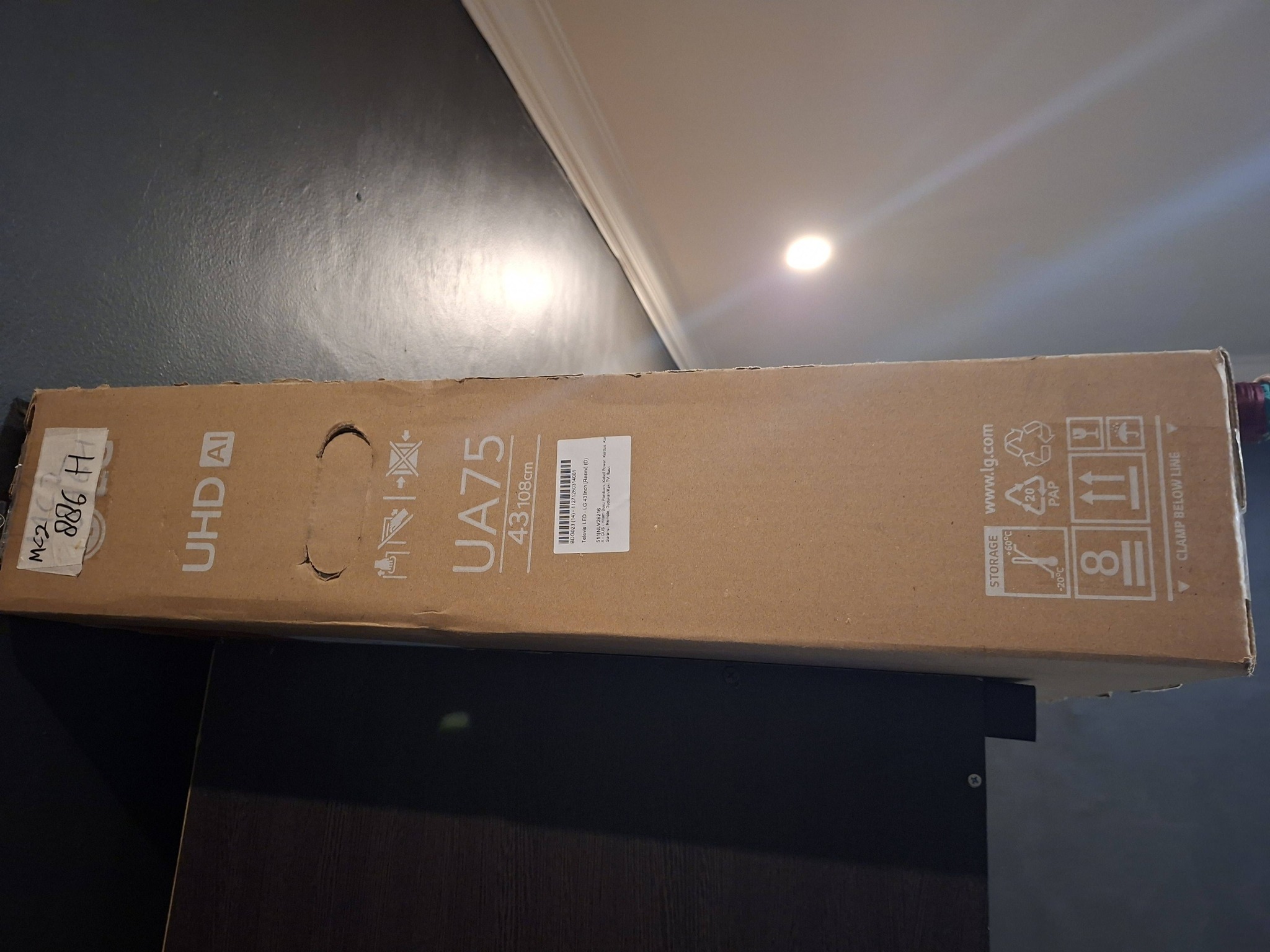 DIJUAL SMART TV LG 43” UHD 4K LIKE NEW – FULLSET, GARANSI PANJANG!