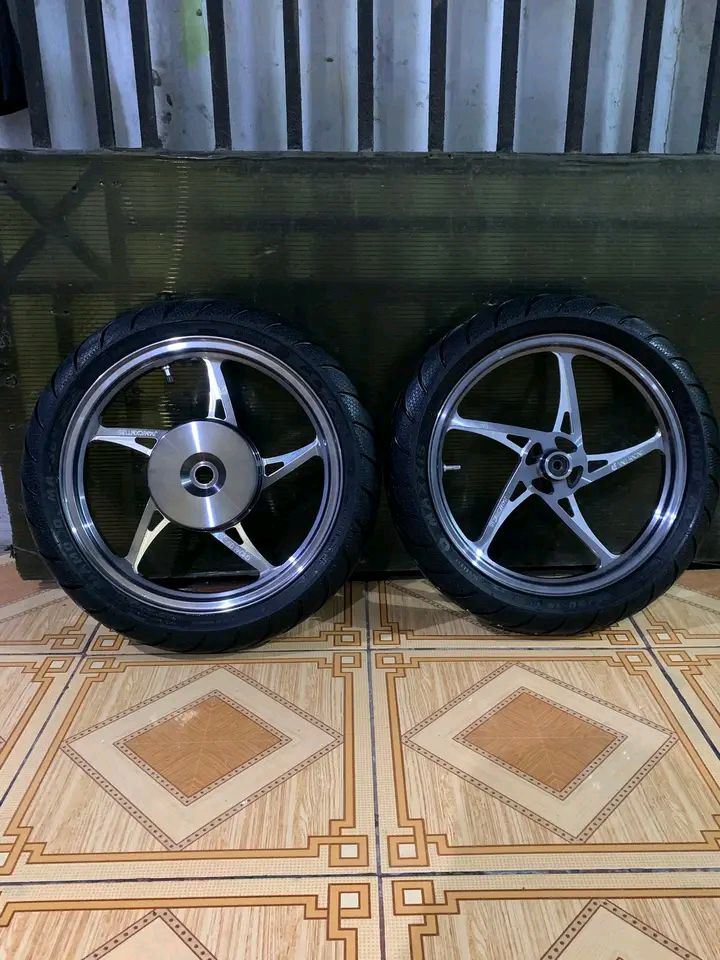 PROMO RAMADHAN! VELG SECOND BERKUALITAS – SIAP PAKAI 🌙