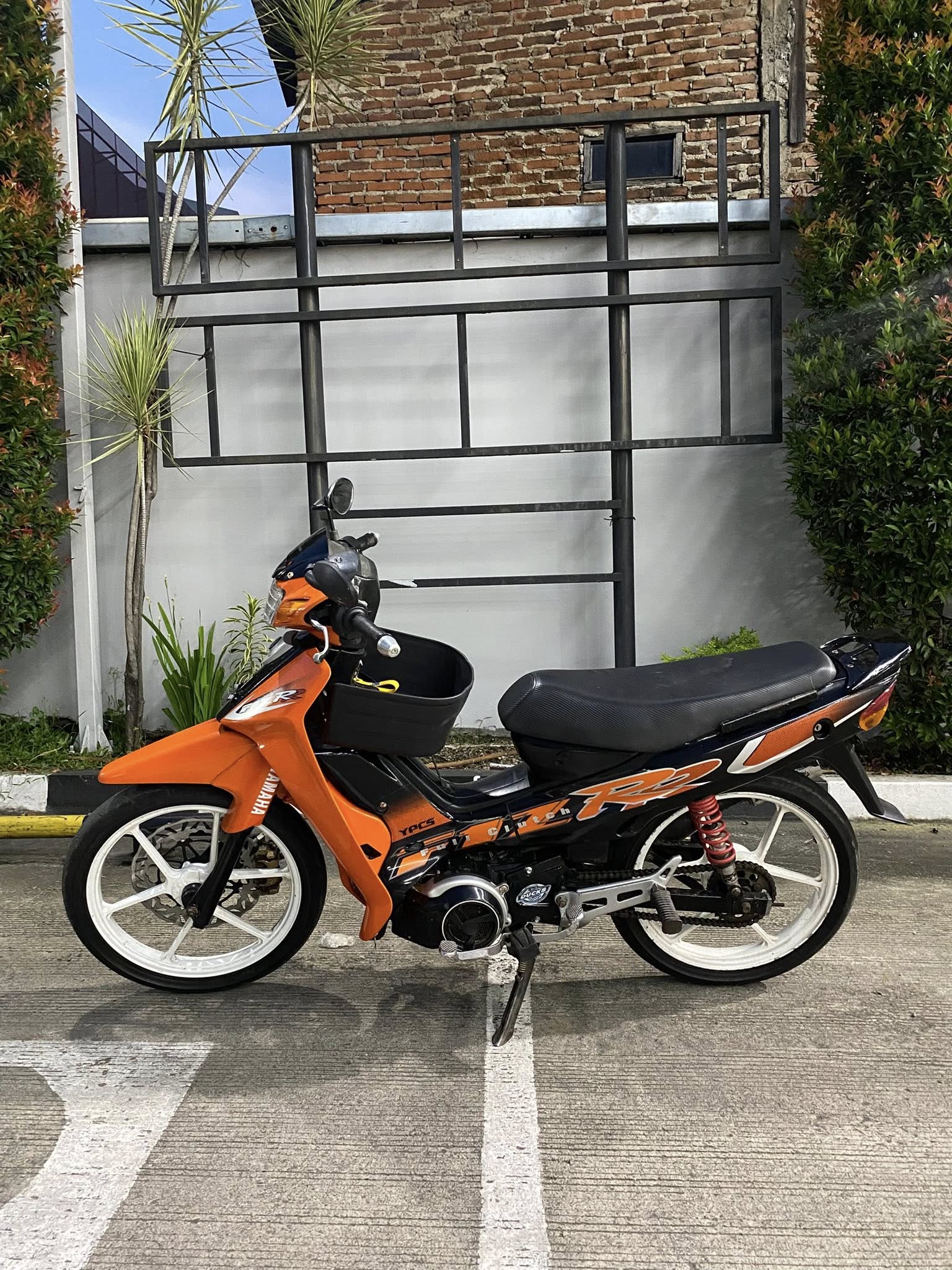 DIJUAL F1ZR 2002 ORIGINAL ORANGE – SURAT KOMPLIT