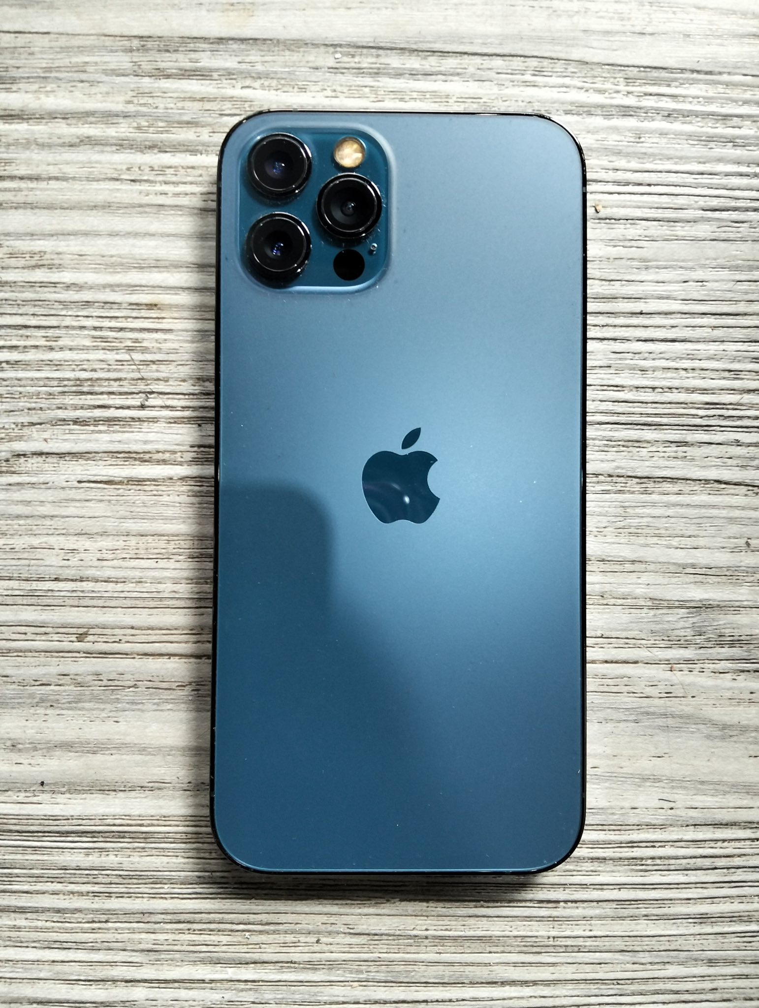 JUAL IPHONE 12 PRO 128GB INTER LL/A | ALL OPERATOR | SIAP PAKAI