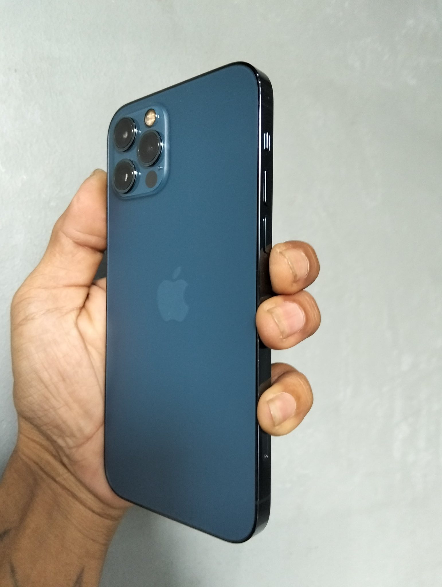 JUAL IPHONE 12 PRO 128GB INTER LL/A | ALL OPERATOR | SIAP PAKAI