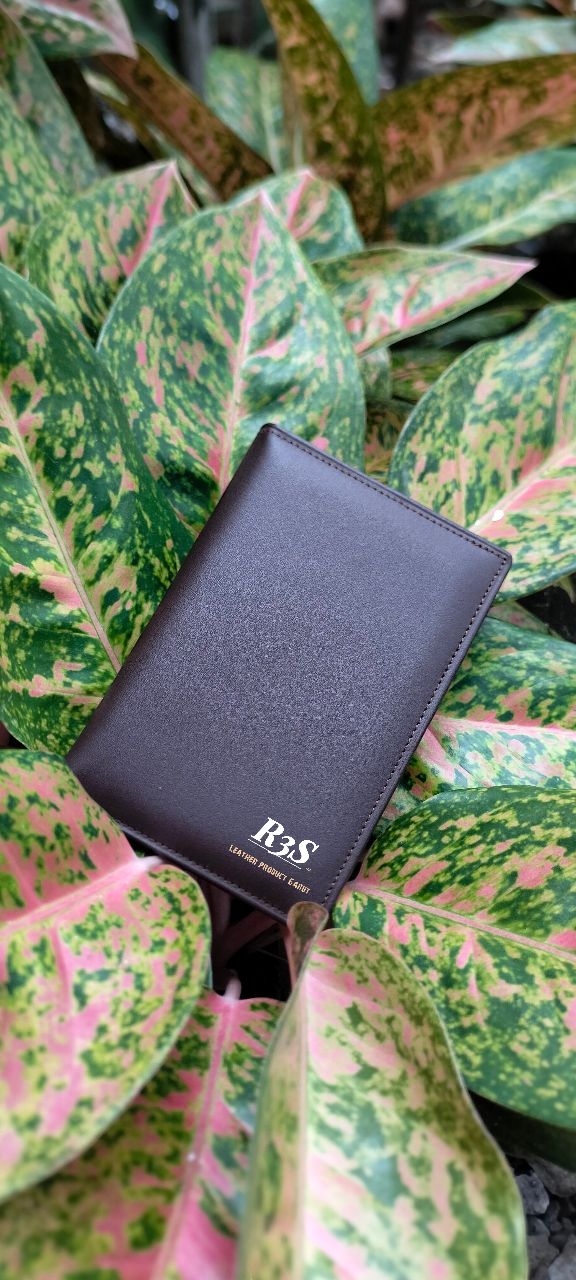 Dompet Kulit Asli Premium – Elegan, Kuat, dan Berkelas ✨