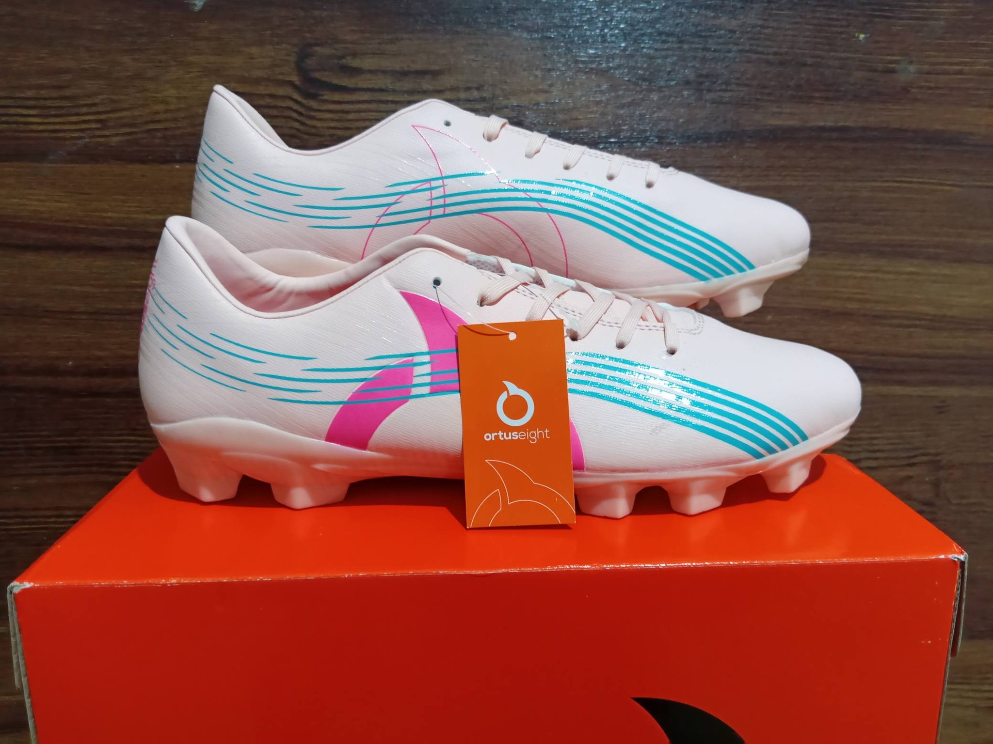 Kebutuhan Olahragamu di Satu Tempat – Murah, Lengkap & Terpercaya! 🏃⚽