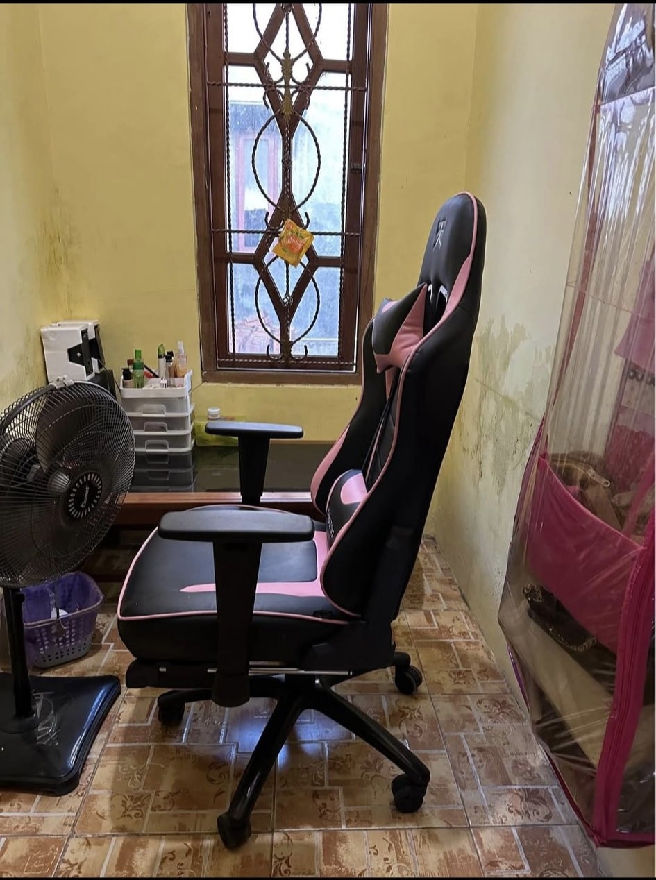 Dijual Kursi Gaming Amatsu Urania Original Informa – Like New, Mulus