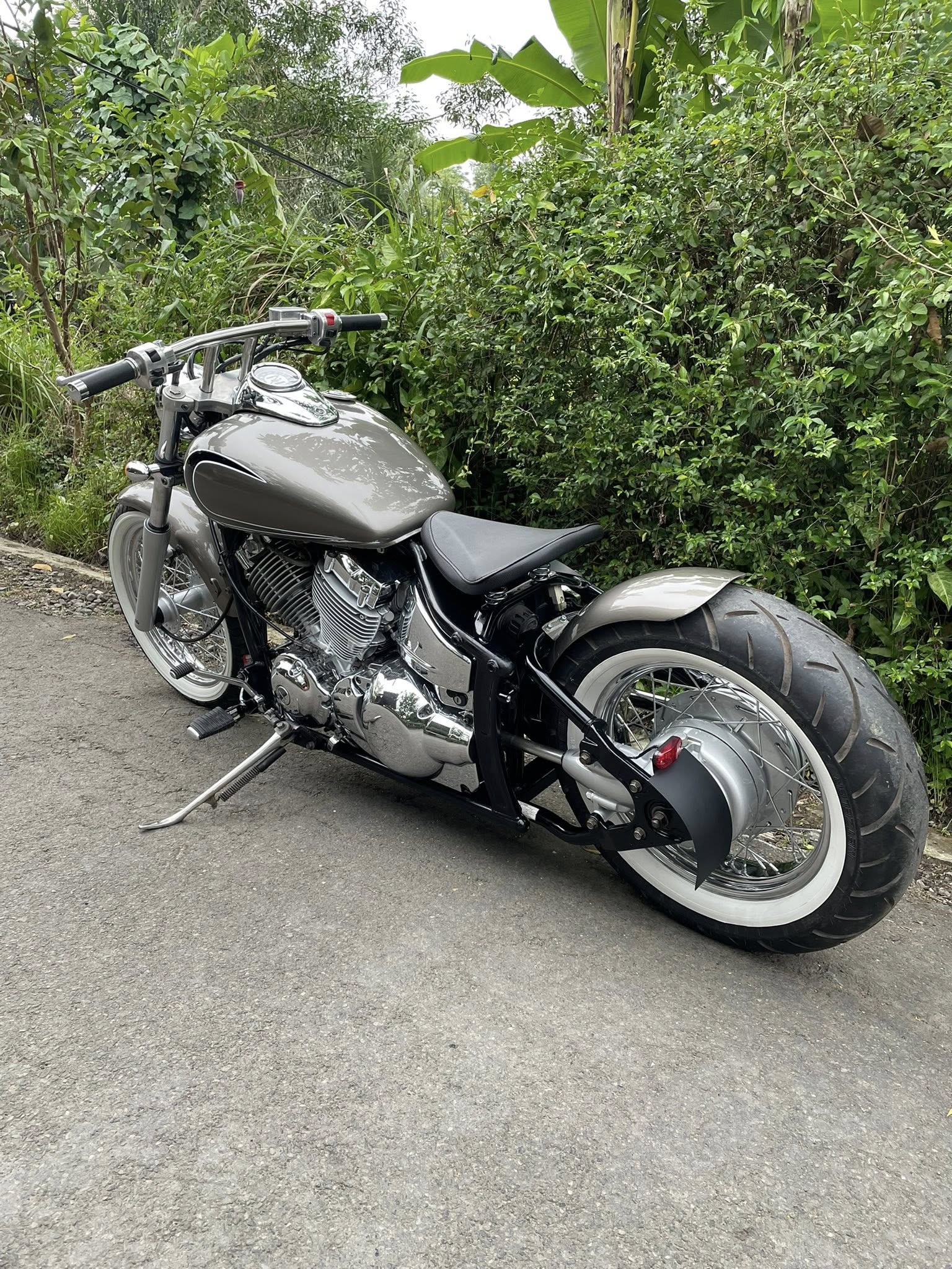 Yamaha dragstar 400cc custom