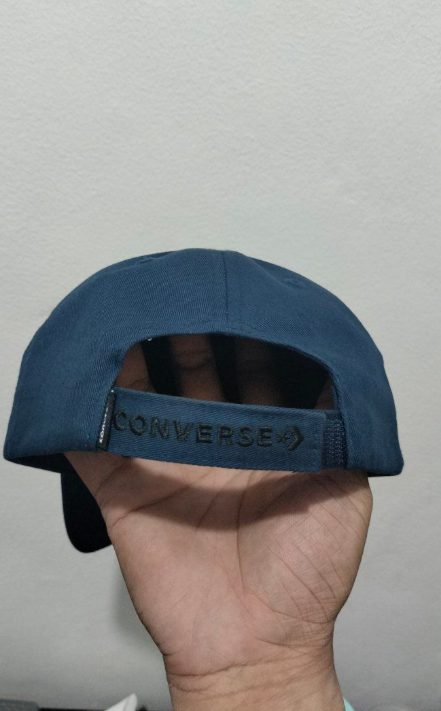 JUAL RUGI! TOPI CONVERSE 100% ORIGINAL – KONDISI ISTIMEWA 🔥
