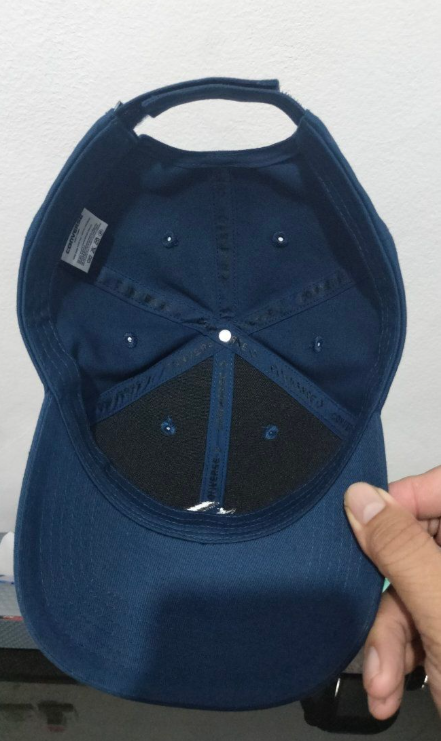 JUAL RUGI! TOPI CONVERSE 100% ORIGINAL – KONDISI ISTIMEWA 🔥