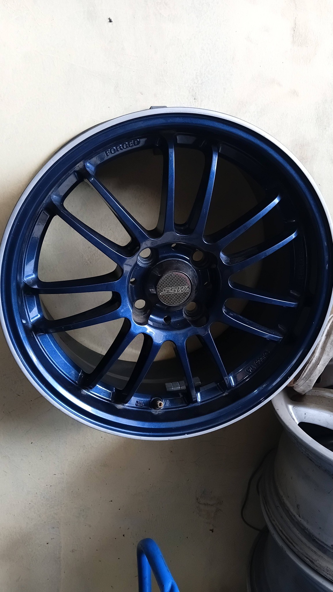 JUAL / TUKAR TAMBAH VELG MOBIL – STANDAR SAMPAI RACING SIAP! 🔥