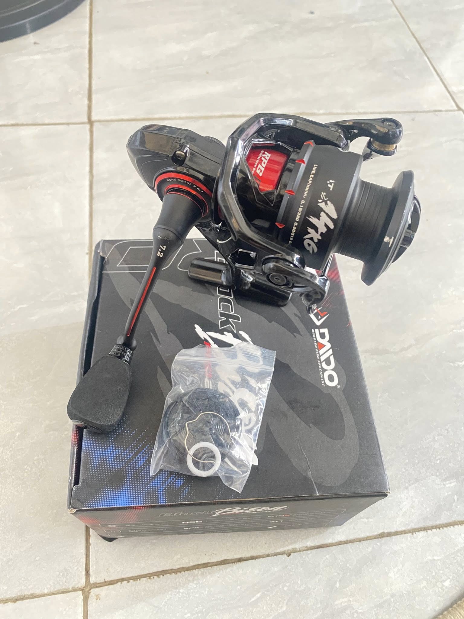 Reel Daido Blackbison 2000 + Joran Seahunter Teleskopik 1.68M