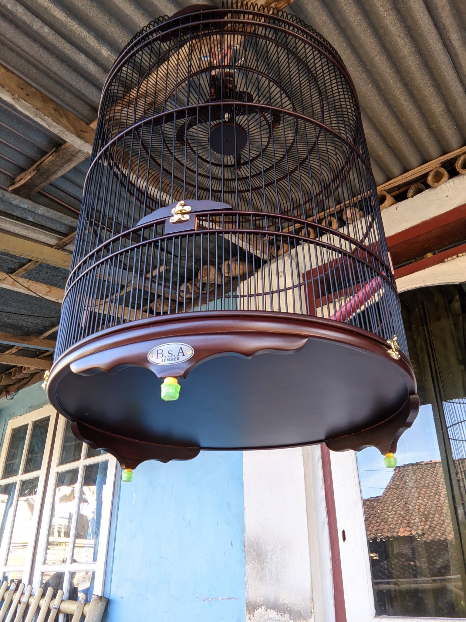 SANGKAR BURUNG JATI PREMIUM – CUSTOM WARNA & MODEL SESUAI SELERA 🕊️