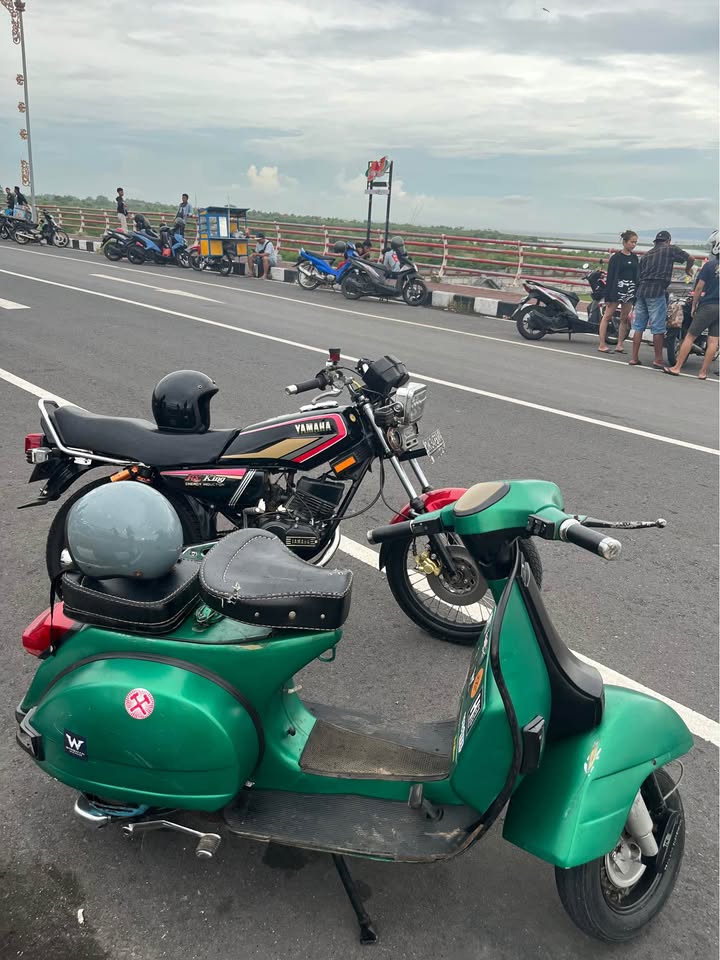 DIJUAL CEPAT VESPA PX – SURAT LENGKAP, MESIN SEHAT, KELISTRIKAN NORMAL 🚨