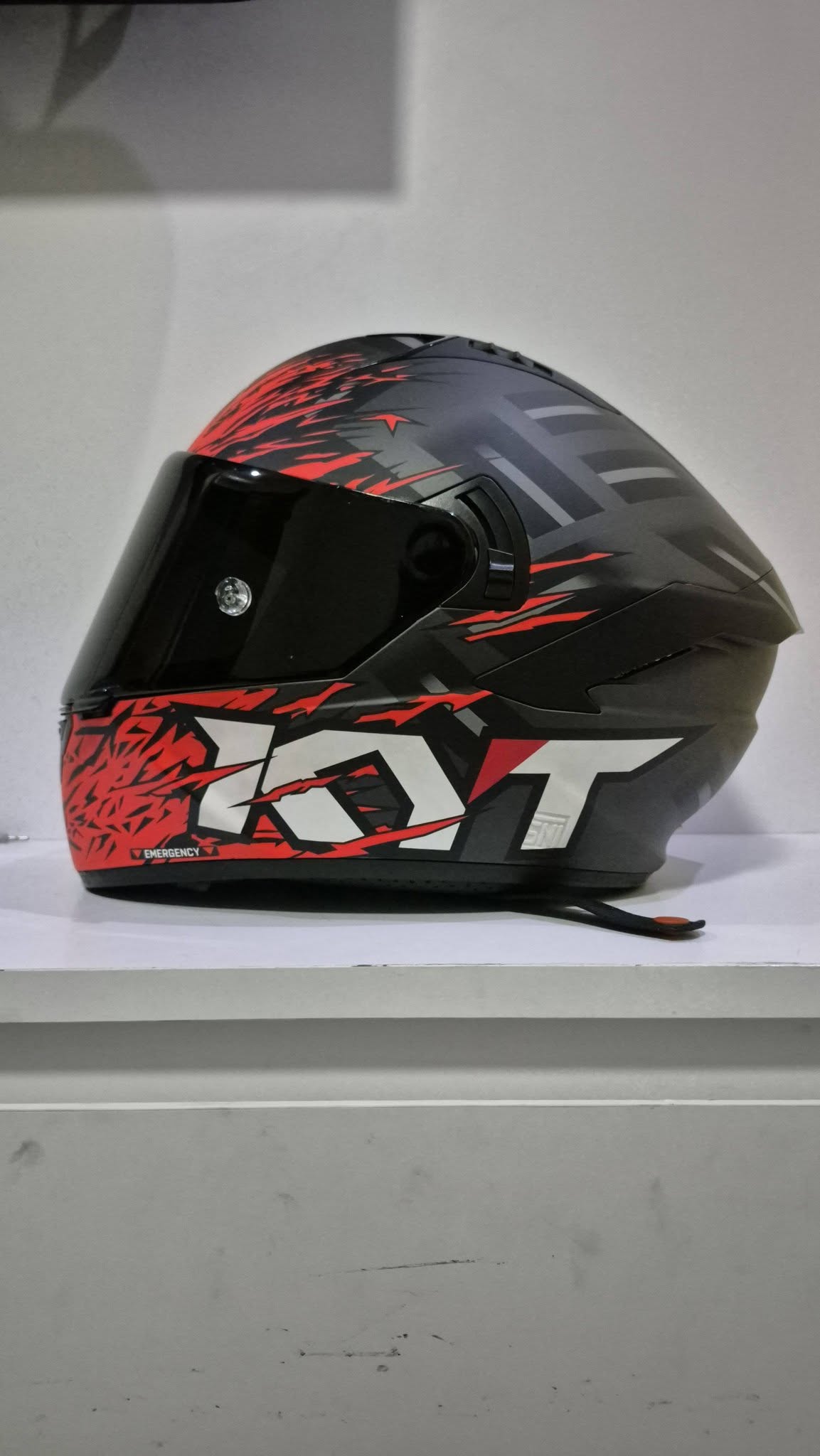 Jual Beli Helm GM & KYT Original – Keren, Aman, dan Harga Termurah