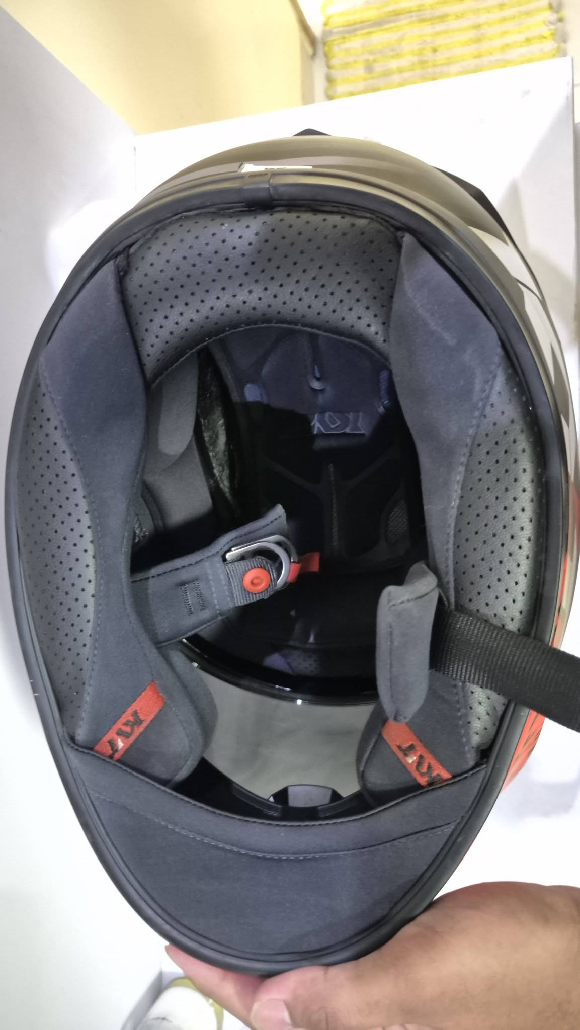 Jual Beli Helm GM & KYT Original – Keren, Aman, dan Harga Termurah