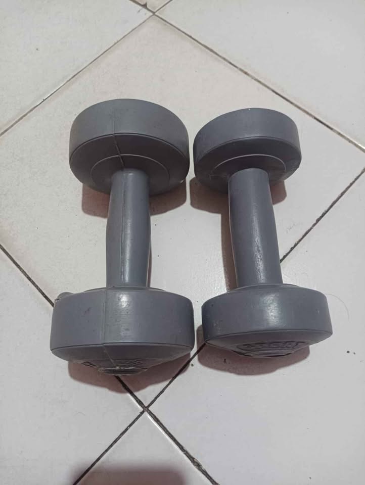 🏋️ BARBEL PLASTIK 1–10 KG – KUAT, PRAKTIS & HARGA GROSIR