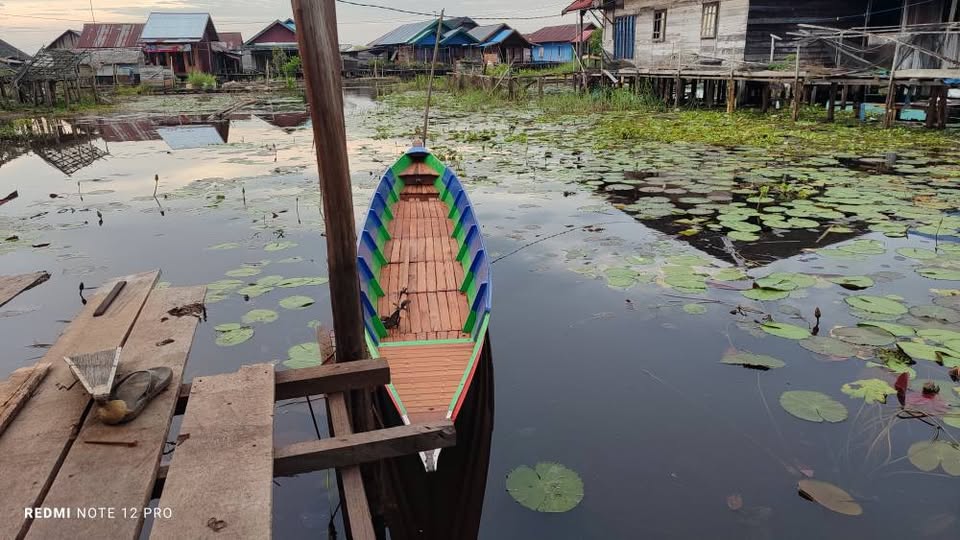 Tukang Jukung Hamberi – Jukung Kuat & Rapi, Bisa Pesan Sesuai Ukuran