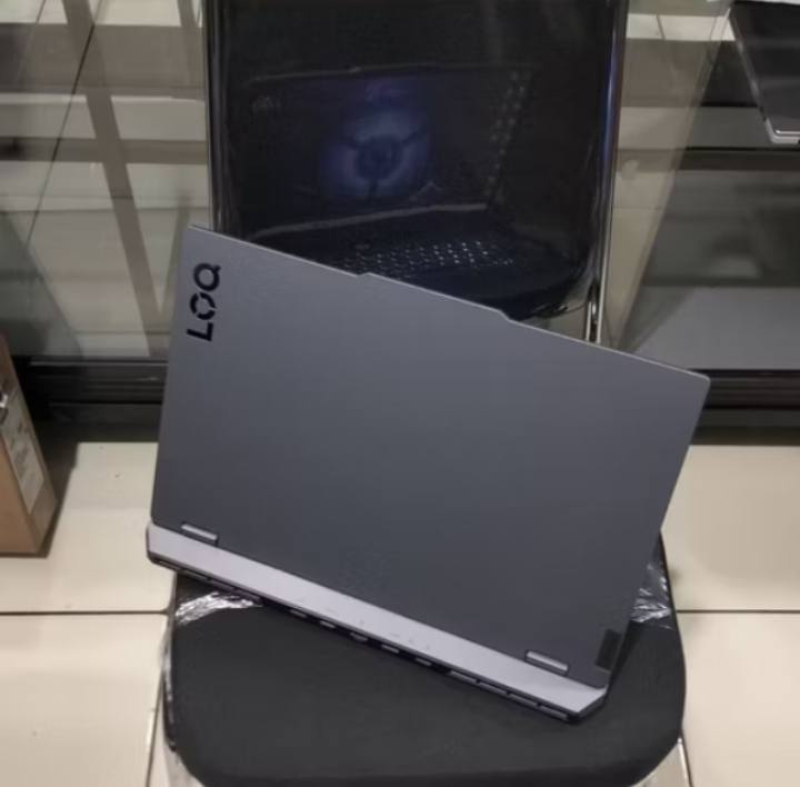 Dijual Lenovo LOQ 15 Ryzen 7 RTX 4050 | Garansi Resmi 2027