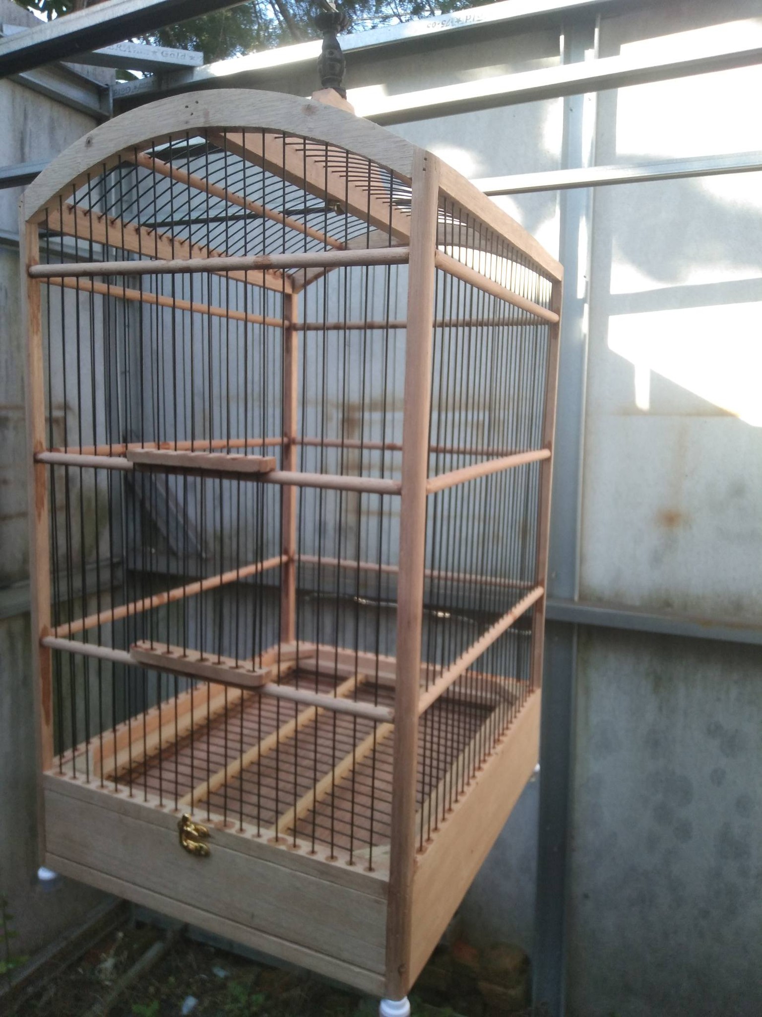 Sangkar Burung Baru No. 3 Ruji Fiber – Kuat, Halus, Harga Bersahabat!
