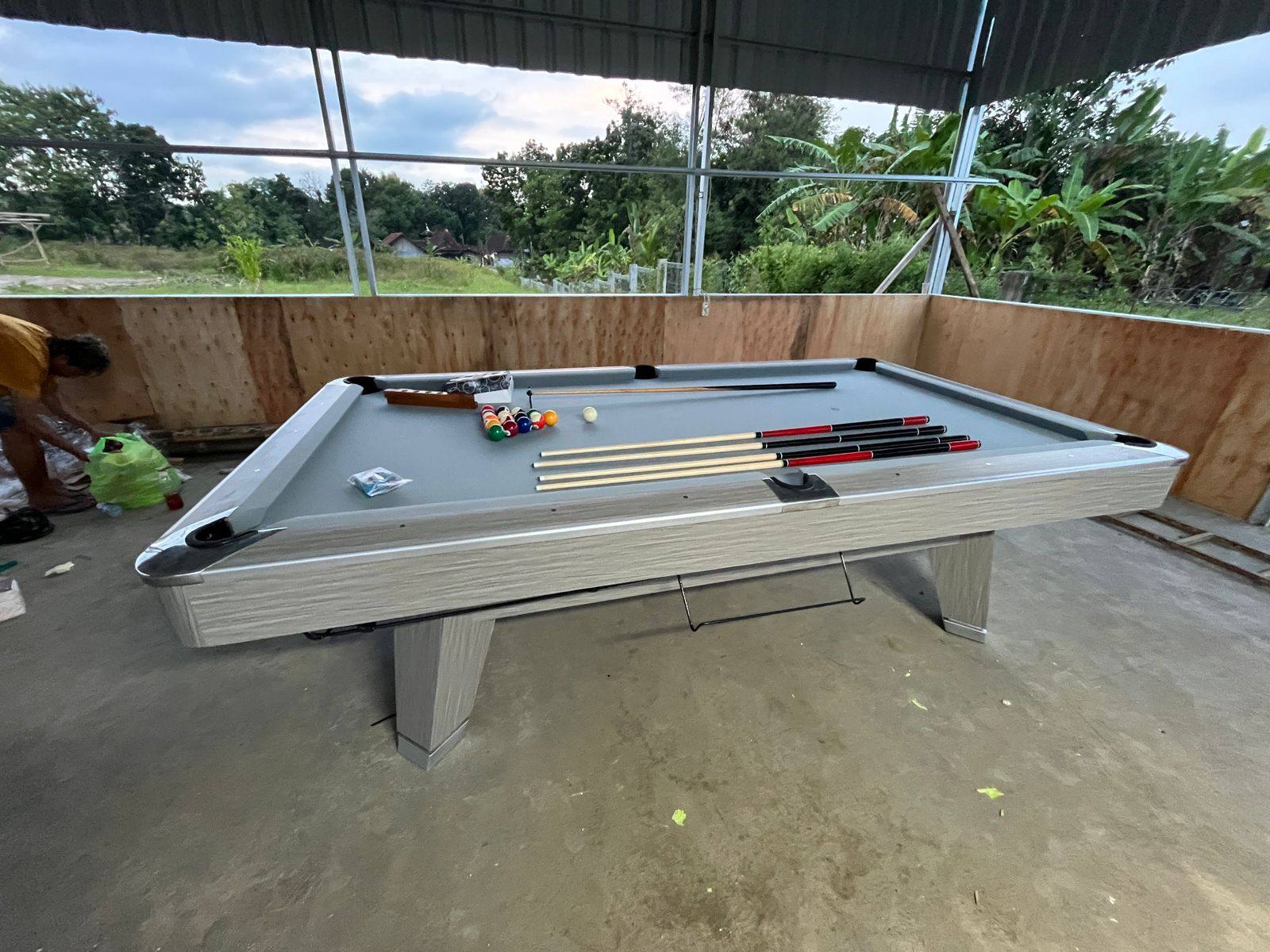 Jual Meja Billiard 9 Feet Model Terbaru – Rangka Besi Kokoh, Full Set