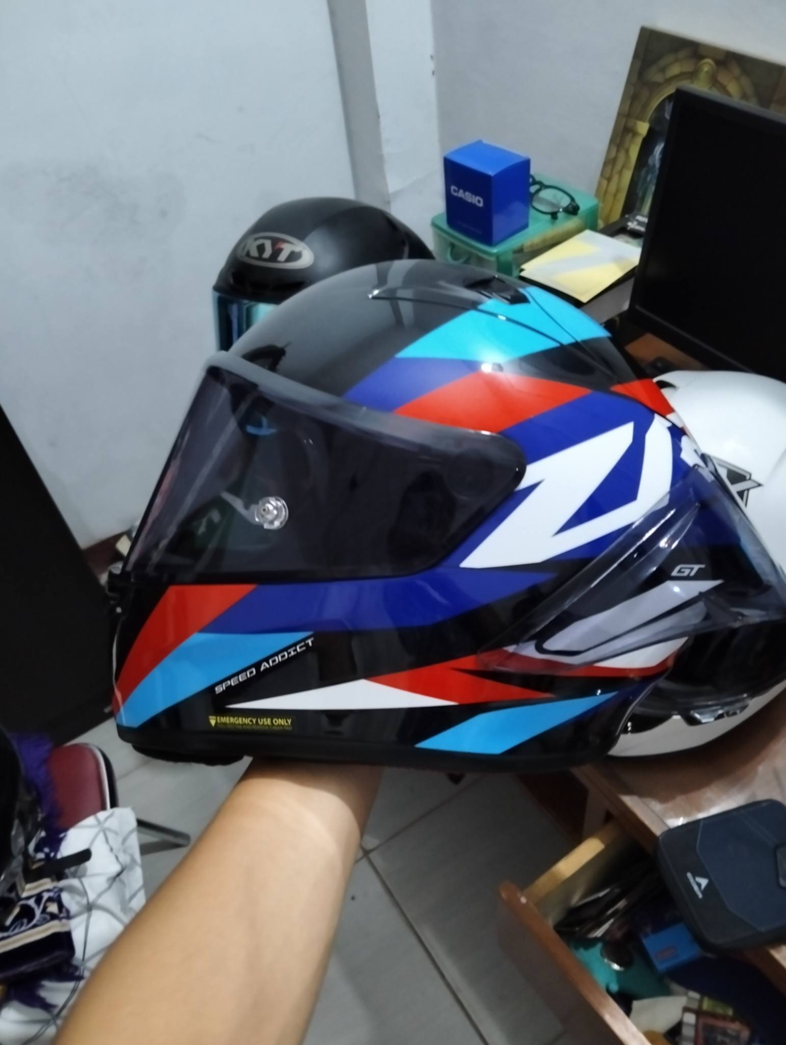 JUAL HELM PREMIUM BEKAS RASA BARU – KONDISI MULUS SIAP GAS 🔥