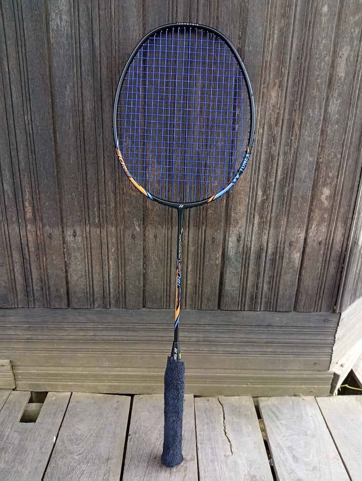 DIJUAL CEPAT RAKET **Yonex Nanoray Light 18i ORIGINAL – SIAP MAIN! 🔥