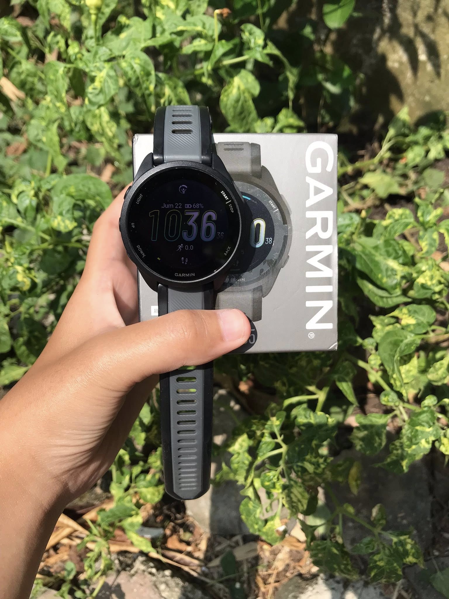 For Sale Garmin Forerunner 165 Black – Like New, Fullset, Garansi sampai 2027