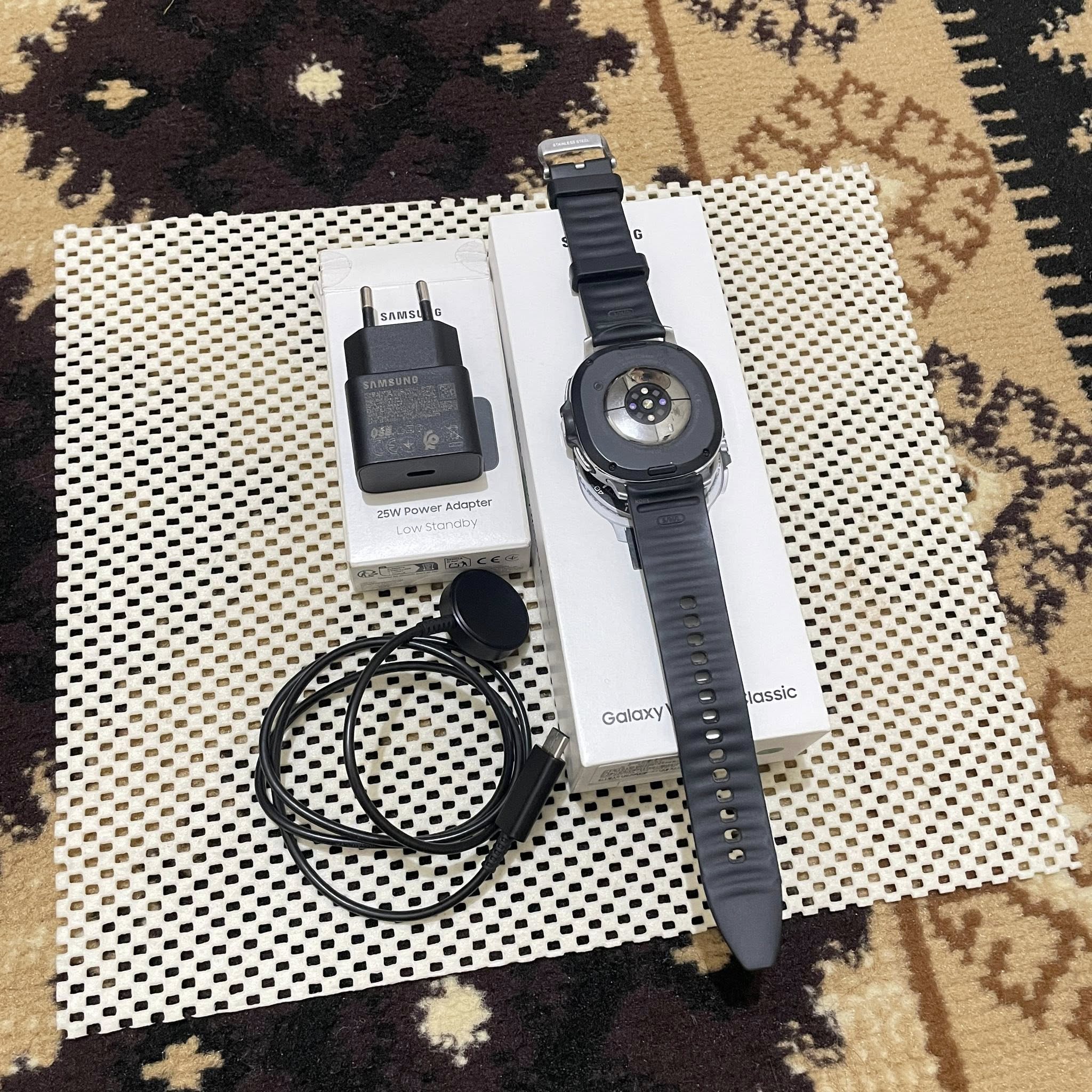 Samsung Galaxy Watch 8 Classic Black 46mm SEIN Resmi | Like New