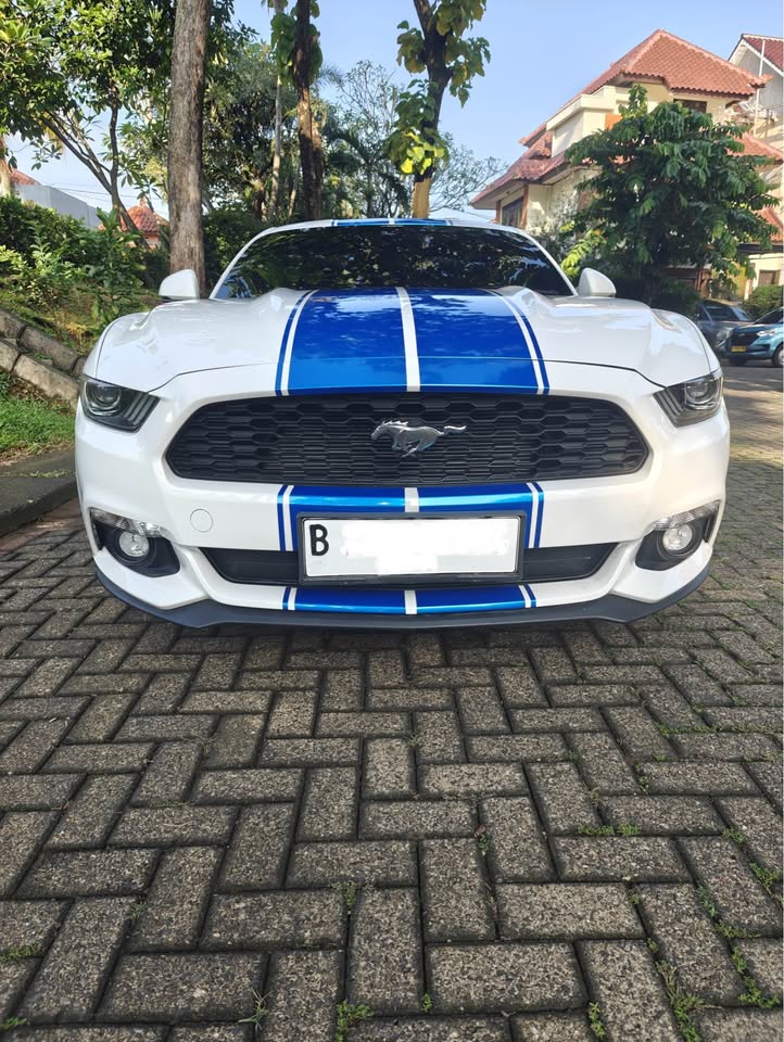 FORD MUSTANG ECOBOOST 2.3L 2016 PUTIH | LOW KM | FULL BONUS | KONDISI ISTIMEWA