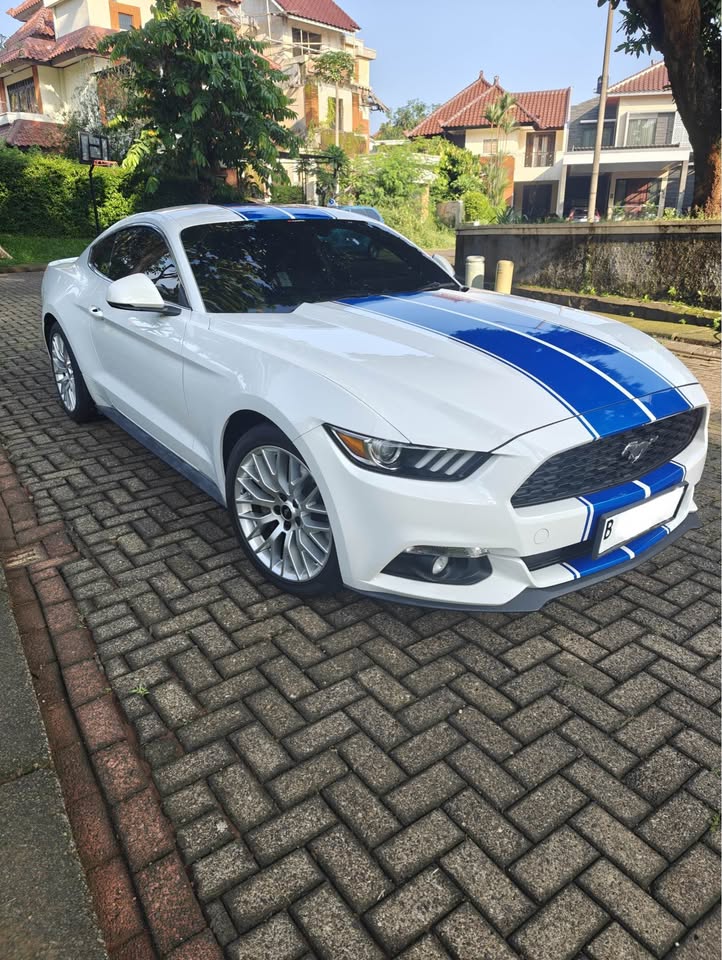 FORD MUSTANG ECOBOOST 2.3L 2016 PUTIH | LOW KM | FULL BONUS | KONDISI ISTIMEWA