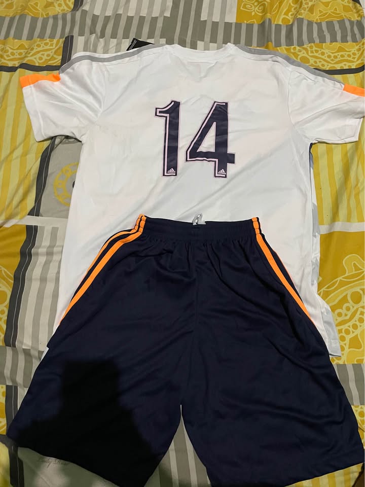 READY STOK!! Set Baju Bola + Celana Keren - Tersedia 12 Pasang Siap Kirim!