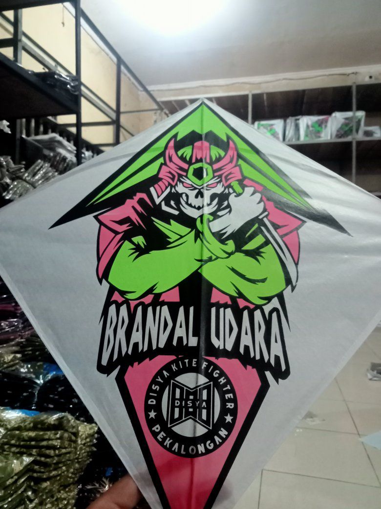 Selamat datang di komunitas Jual Beli Layangan Aduan Gelasan Slawi Tegal! 🪁