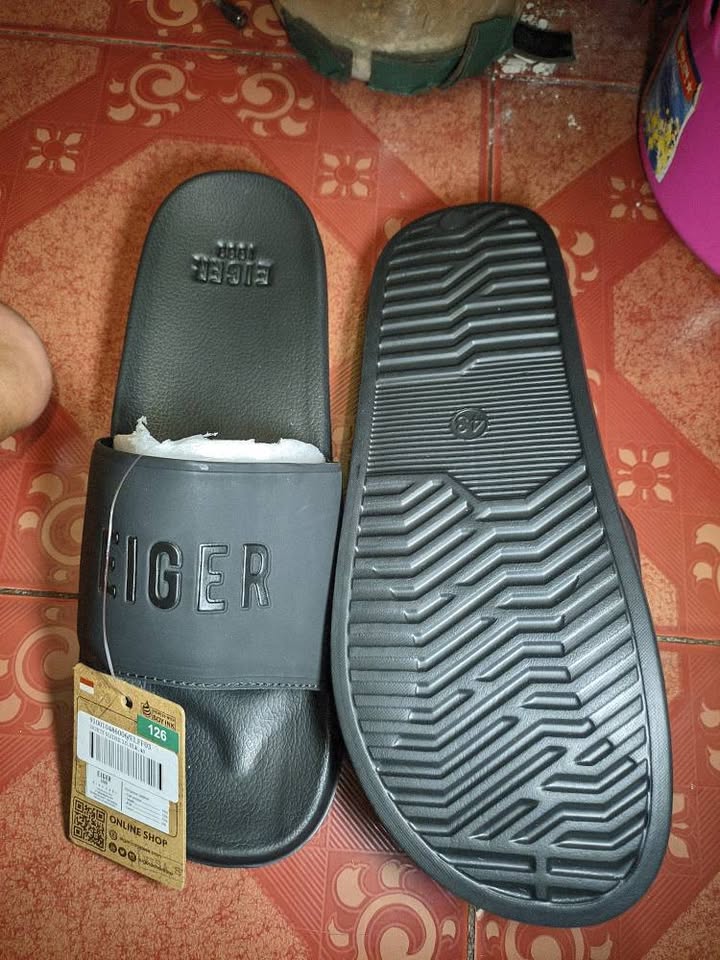 Sandal Slop EIGER NORTE SLIDER Original – Empuk, Stylish, Siap Gas!