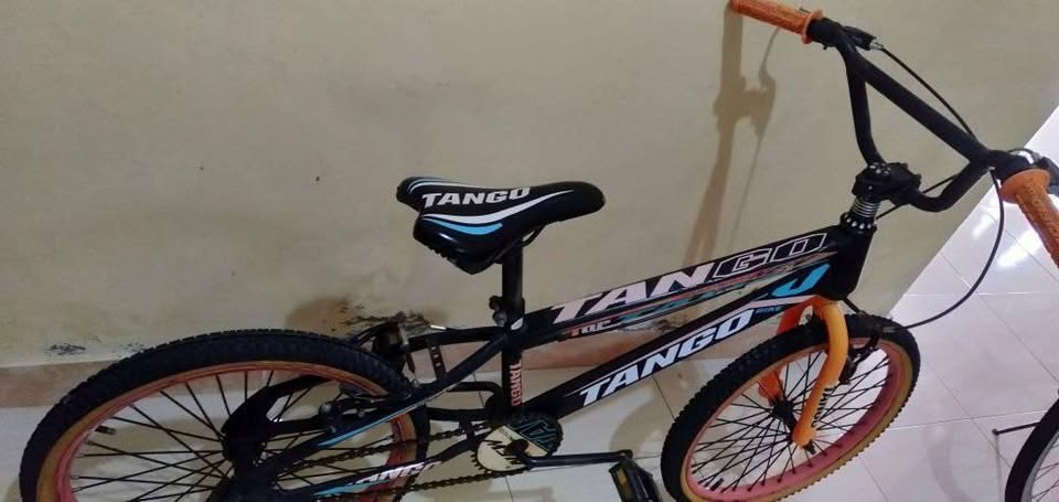 DIJUAL CEPAT! Sepeda BMX Keren – Siap Pakai, Tangguh & Stylish