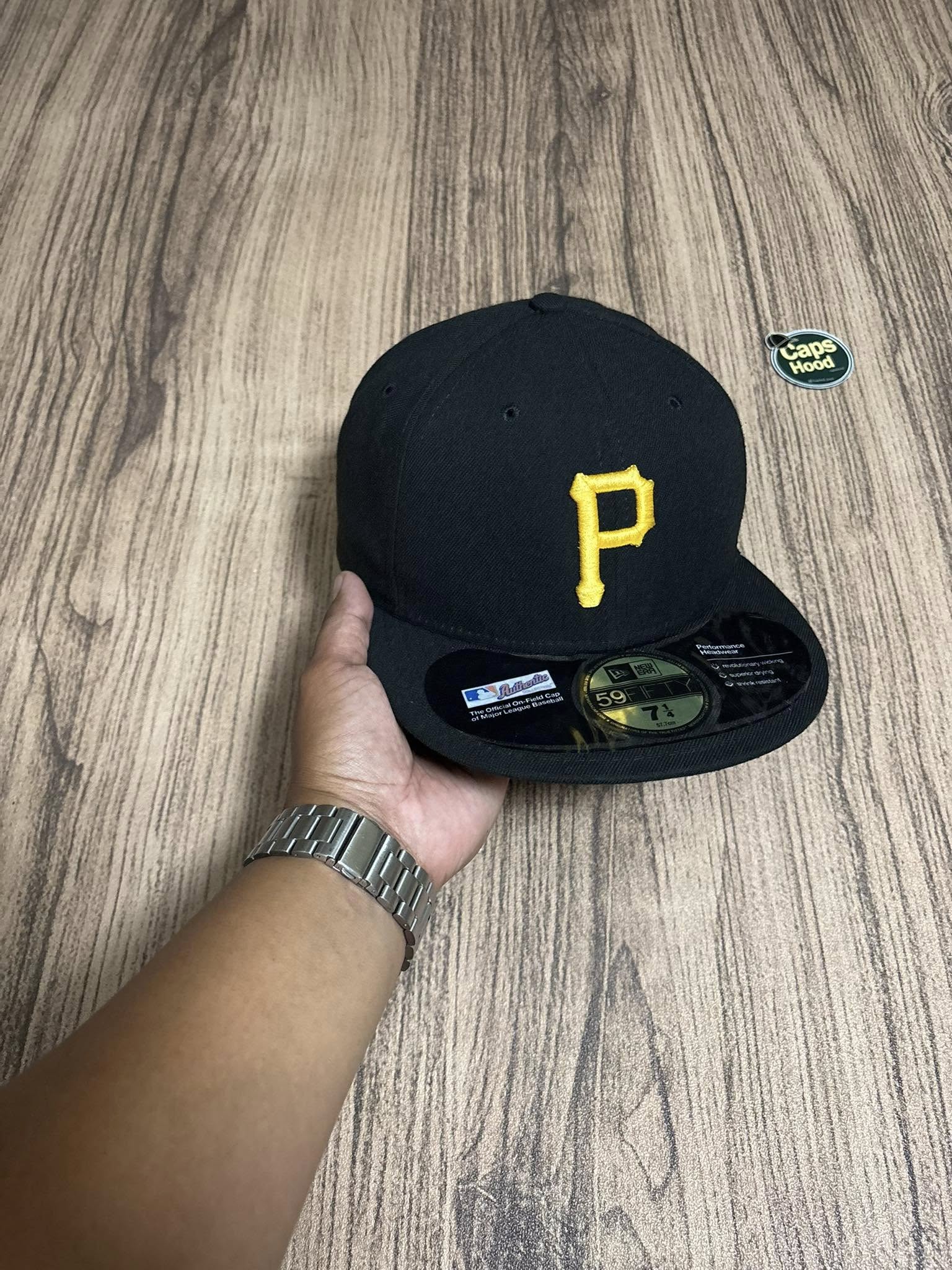 Dijual Ijin Lapak Topi Second Original – Peluang Usaha Menjanjikan di Solo!