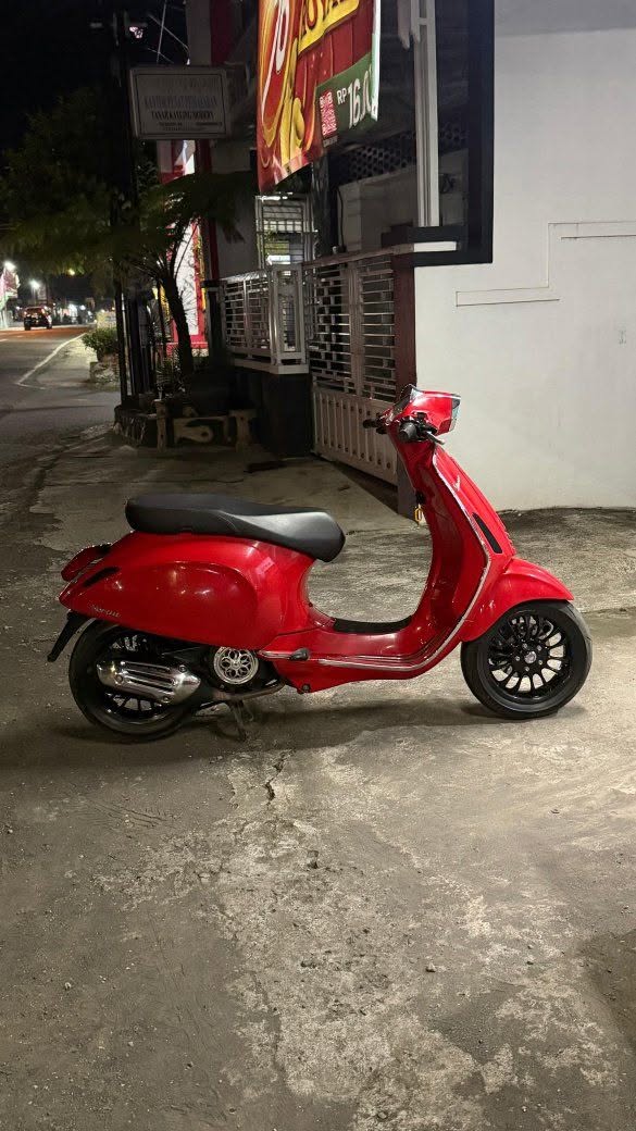 Dijual Vespa Primavera 150 i-Get 2016/2017 – Siap Pakai, Modif Tipis & Terawat