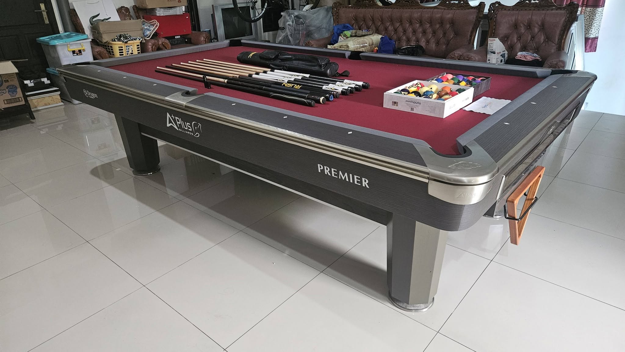 WTS / DIJUAL – MEJA BILLIARD APLUS PREMIERE 9 FEET FULL SET SIAP MAIN