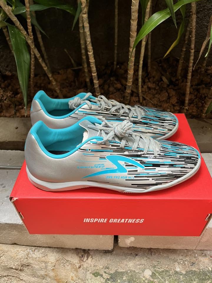 DIJUAL CEPAT! SEPATU FUTSAL LS REBORN & BAJU MU ORI 🔥