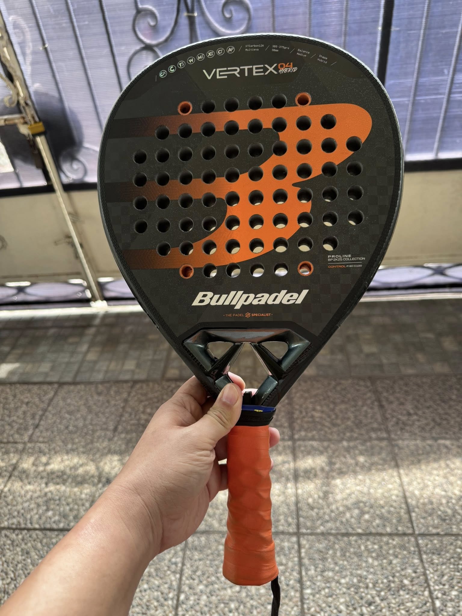 WTS Bullpadel Vertex 04 Hybrid – Kondisi Aman, Siap Main!