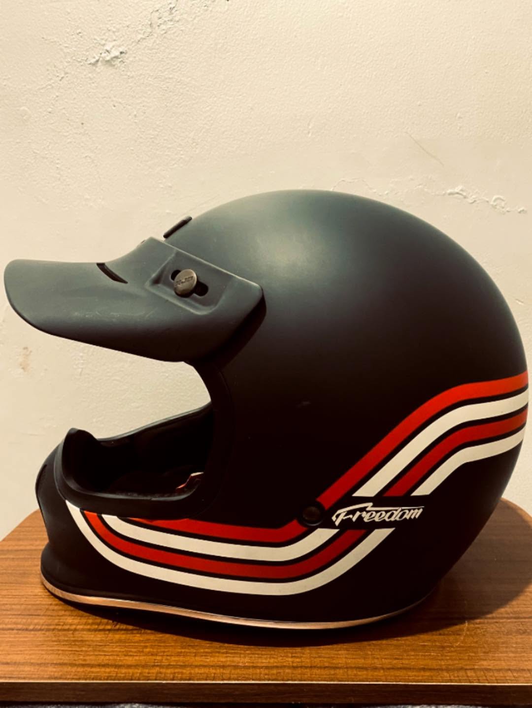 Jual Helm NJS Freedom Sportster Hitam Full Face – Mulus 98%