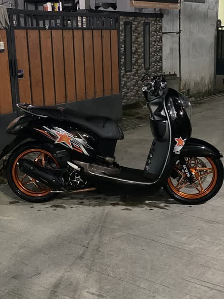 Scoopy 2016