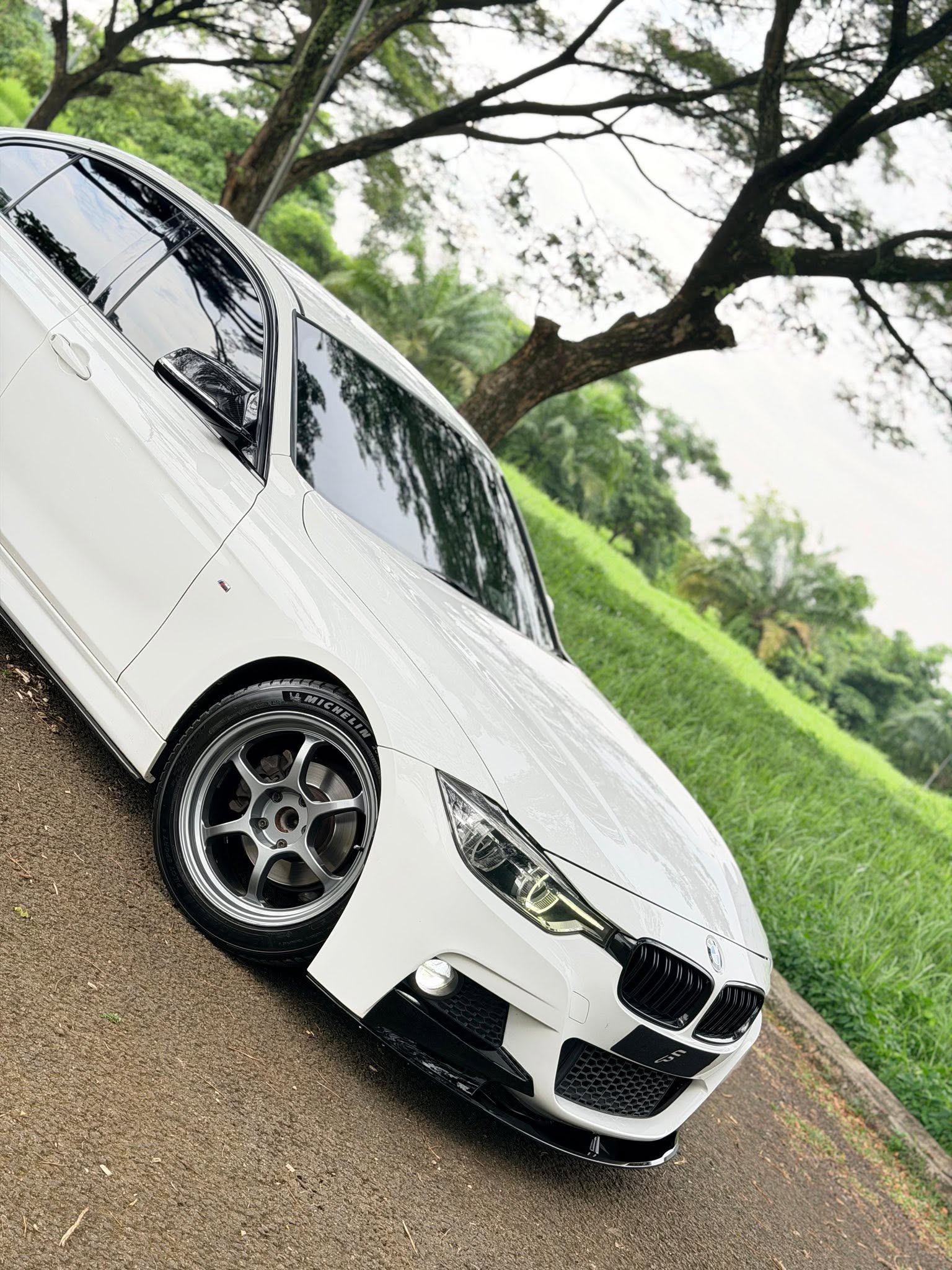 BMW F30 320i LCI Alcantara Edition – Rare Item!