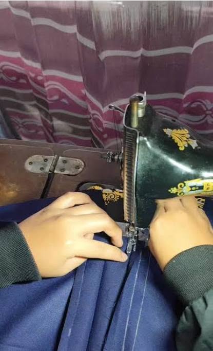 Menerima Jasa Jahit & Vermak Terpercaya – Rapi, Cepat, Berkualitas ✂️