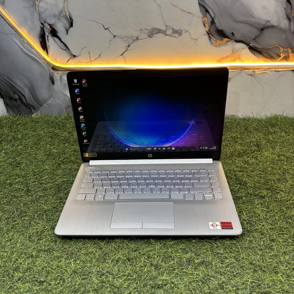 DI JUAL LAPTOP HP 14s-dk0xxx SECOND LIKE NEW – KENCANG, MULUS, SIAP PAKAI!
